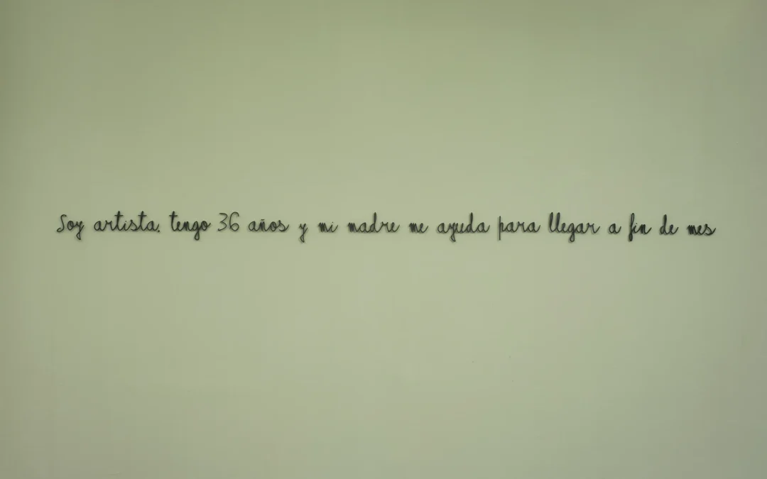 Soy artista, tengo 36 años y mi madre me ayuda para legar a fin de mes, (2012-2010)